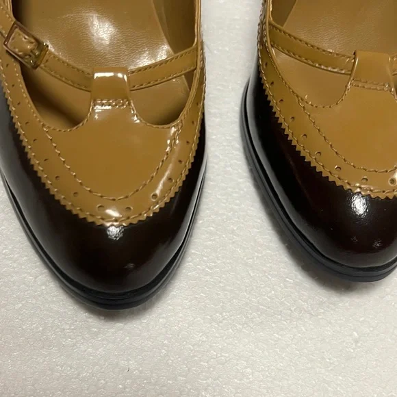 🆕 Lauren Ralph Lauren Two-Tone Brown Heels - Picture 7 of 7